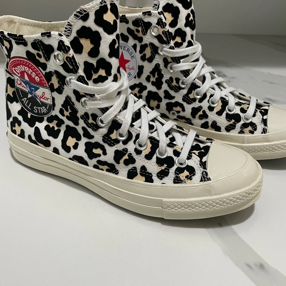 Converse Chuck 70 Hi Logo Play - 9W/7M - Picture 3 of 8